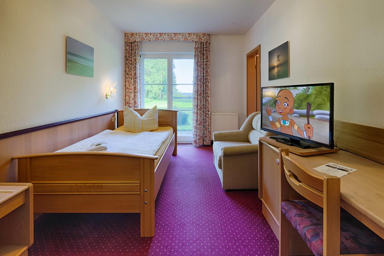 Seehotel Schorfheide Althuttendorf ภายนอก รูปภาพ